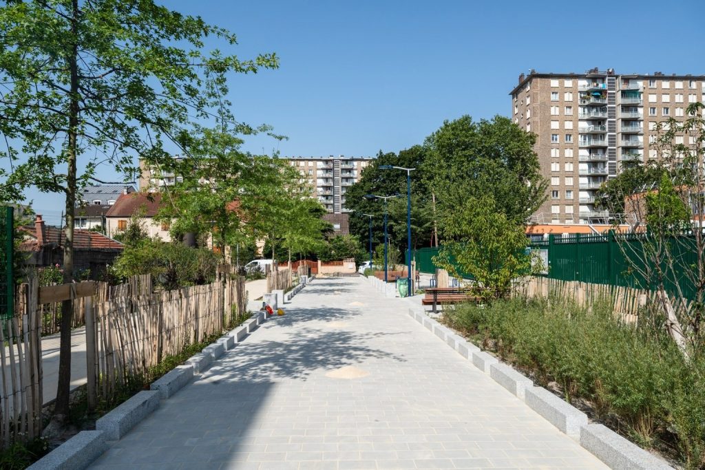 Aménagement des espaces publics de la Cité Gaston Roulaud